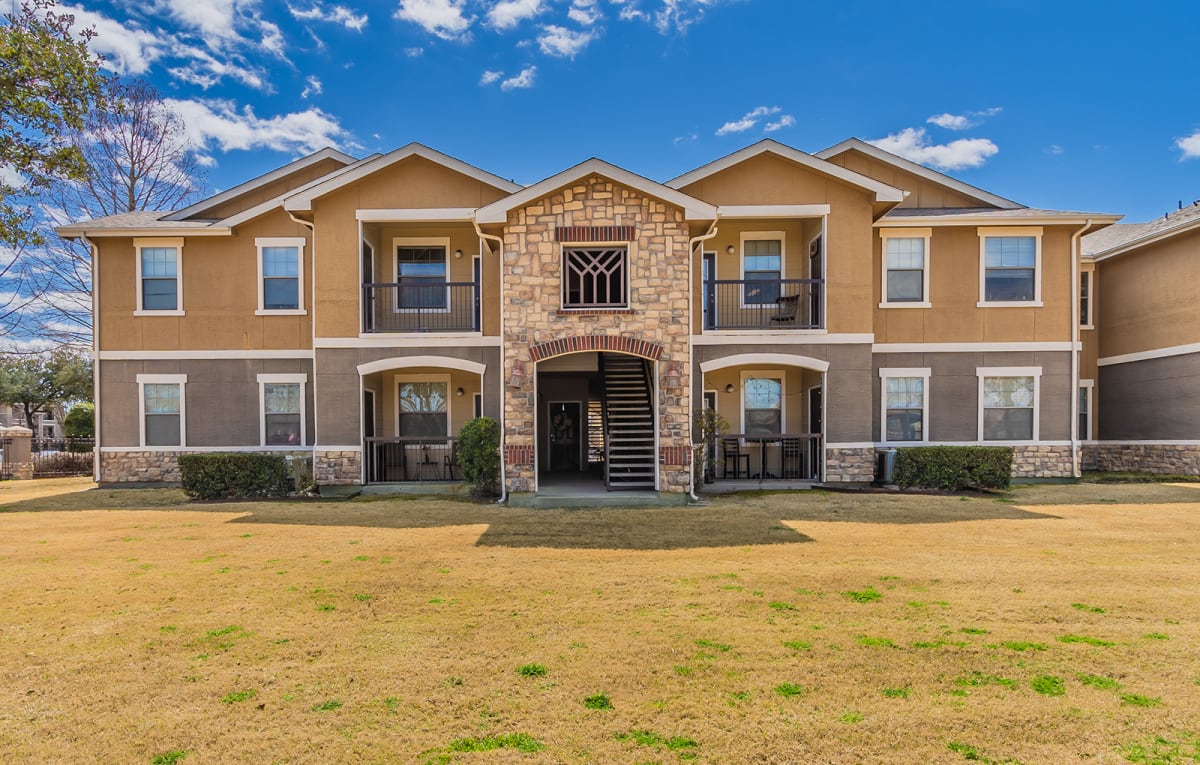 Photos of Rosemont at Mayfield Villas in Arlington, TX